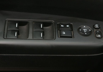 Подержанный автомобиль Honda CR-V 2014 года (18 фото)