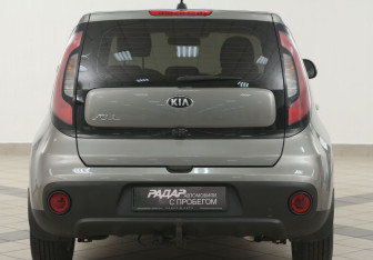 Подержанный автомобиль Kia Soul 2017 года (3 фото)