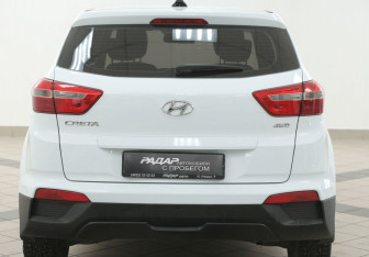 Подержанный автомобиль Hyundai Creta 2019 года (3 фото)