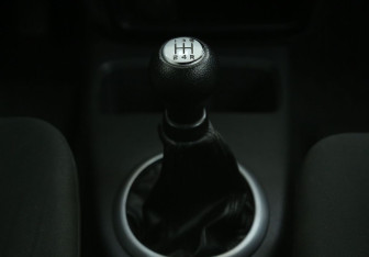 Подержанный автомобиль Suzuki SX4 Hatchback 2010 года (15 фото)