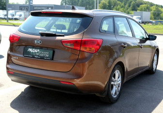 Подержанный автомобиль Kia Ceed Wagon 2017 года (6 фото)