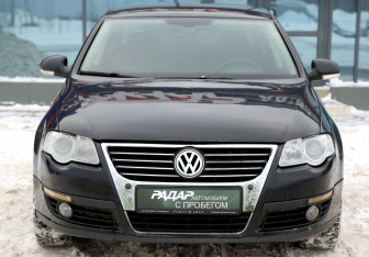Подержанный автомобиль Volkswagen Passat Sedan 2006 года (2 фото)