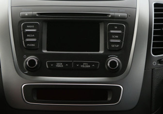 Подержанный автомобиль Kia Sorento 2012 года (13 фото)