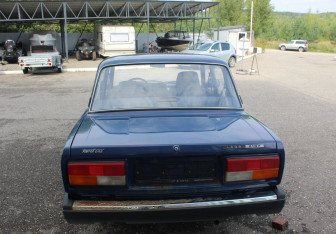 Подержанный автомобиль LADA (ВАЗ) 2107 2007 года (6 фото)