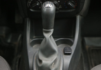 Подержанный автомобиль LADA (ВАЗ) Largus Wagon 2014 года (13 фото)