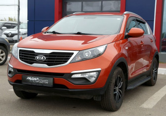 Подержанный автомобиль Kia Sportage 2013 года (3 фото)