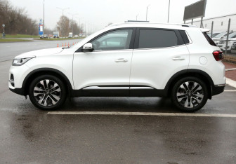 Подержанный автомобиль Chery Tiggo 4 2020 года (8 фото)