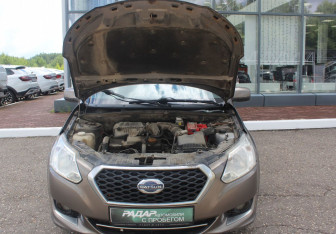 Подержанный автомобиль Datsun on-DO 2015 года (15 фото)