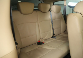 Подержанный автомобиль Hyundai H-1 2019 года (12 фото)