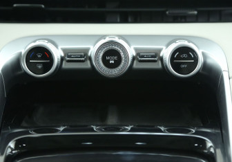 Подержанный автомобиль Exeed RX 2023 года (19 фото)