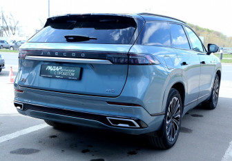 Подержанный автомобиль Jaecoo J8 2024 года (6 фото)