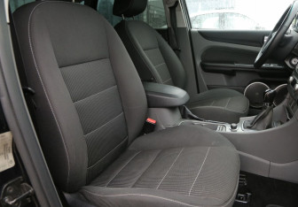 Подержанный автомобиль Ford Focus Hatchback 2009 года (10 фото)