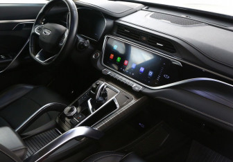 Подержанный автомобиль Geely Atlas Pro 2024 года (8 фото)