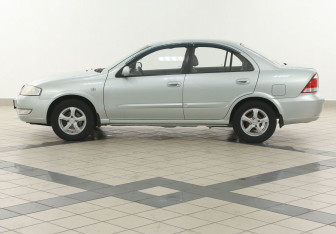 Подержанный автомобиль Nissan Almera Classic 2006 года (7 фото)