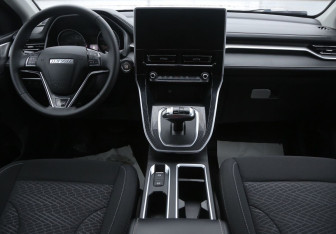 Подержанный автомобиль Haval M6 2024 года (12 фото)
