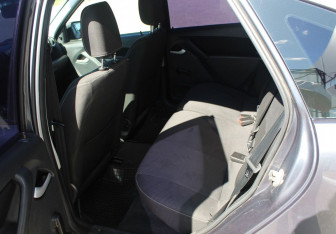 Подержанный автомобиль LADA (ВАЗ) Granta Liftback 2015 года (12 фото)