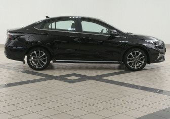 Подержанный автомобиль Omoda S5 2023 года (5 фото)