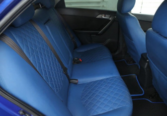 Подержанный автомобиль Kia Cerato Sedan 2010 года (11 фото)