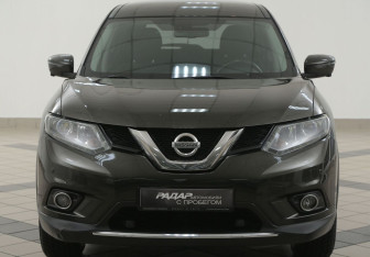 Подержанный автомобиль Nissan X-Trail 2018 года (6 фото)