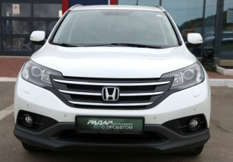 Подержанный автомобиль Honda CR-V 2014 года (2 фото)