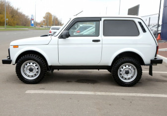 Подержанный автомобиль LADA (ВАЗ) 2121 (4x4) 2020 года (8 фото)