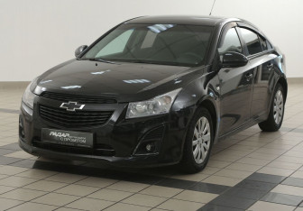 Подержанный автомобиль Chevrolet Cruze Sedan 2012 года (8 фото)