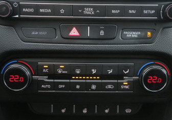 Подержанный автомобиль Kia Ceed Hatchback 2018 года (12 фото)