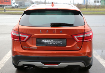 Подержанный автомобиль LADA (ВАЗ) Vesta Wagon 2018 года (5 фото)