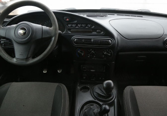 Подержанный автомобиль Chevrolet Niva 2016 года (12 фото)