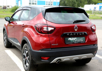 Подержанный автомобиль Renault Kaptur 2019 года (4 фото)