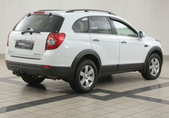 Подержанный автомобиль Chevrolet Captiva 2012 года (4 фото)