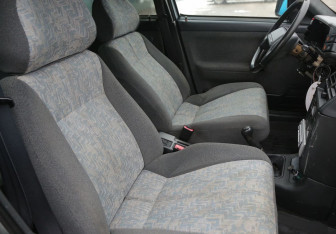 Подержанный автомобиль LADA (ВАЗ) 2111 2002 года (10 фото)