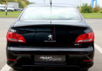 Подержанный автомобиль Peugeot 408 2012 года (5 фото)