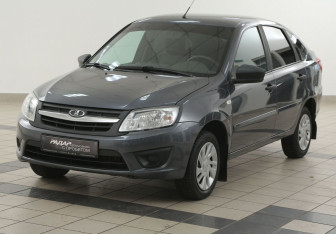 Подержанный автомобиль LADA (ВАЗ) Granta Liftback 2017 года (8 фото)