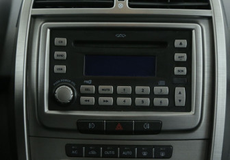 Подержанный автомобиль Chery Tiggo (T11) 2014 года (13 фото)