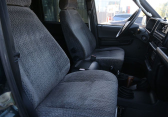 Подержанный автомобиль УАЗ 3162 Simbir 2005 года (10 фото)