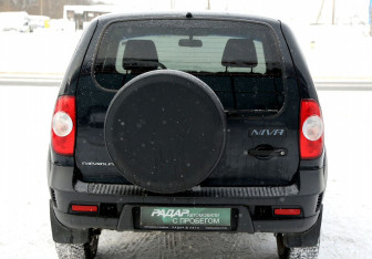 Подержанный автомобиль Chevrolet Niva 2017 года (5 фото)