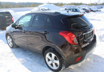 Подержанный автомобиль Opel Mokka 2014 года (5 фото)
