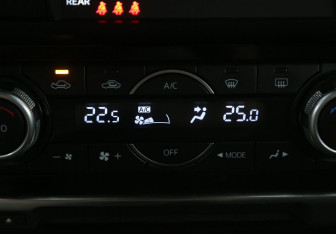 Подержанный автомобиль Mazda 6 Sedan 2015 года (19 фото)