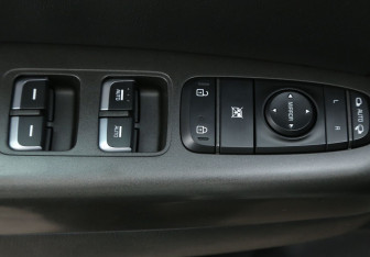 Подержанный автомобиль Kia Sportage 2018 года (13 фото)