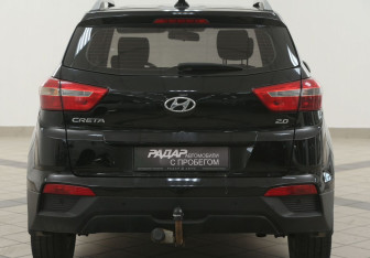 Подержанный автомобиль Hyundai Creta 2017 года (3 фото)
