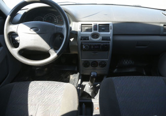 Подержанный автомобиль LADA (ВАЗ) Priora Sedan 2010 года (12 фото)