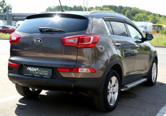 Подержанный автомобиль Kia Sportage 2012 года (6 фото)