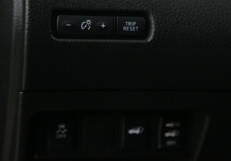 Подержанный автомобиль Nissan X-Trail 2018 года (19 фото)