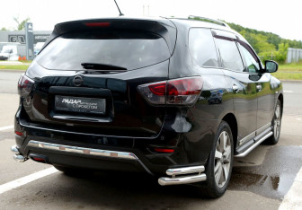 Подержанный автомобиль Nissan Pathfinder 2015 года (6 фото)