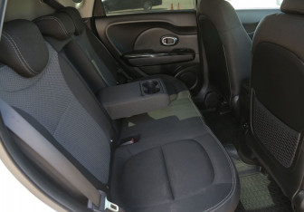 Подержанный автомобиль Kia Soul 2019 года (11 фото)