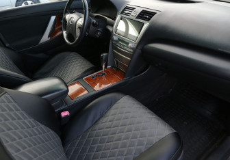 Подержанный автомобиль Toyota Camry Sedan 2008 года (9 фото)