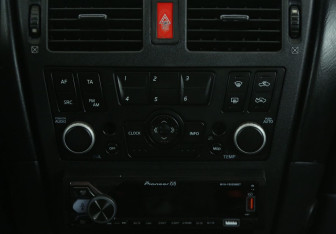 Подержанный автомобиль Nissan Almera Sedan 2006 года (13 фото)
