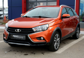Подержанный автомобиль LADA (ВАЗ) Vesta Wagon 2018 года (3 фото)