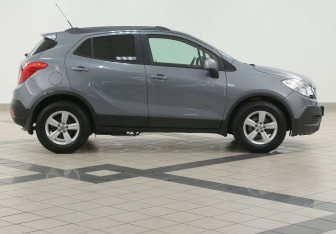 Подержанный автомобиль Opel Mokka 2014 года (5 фото)
